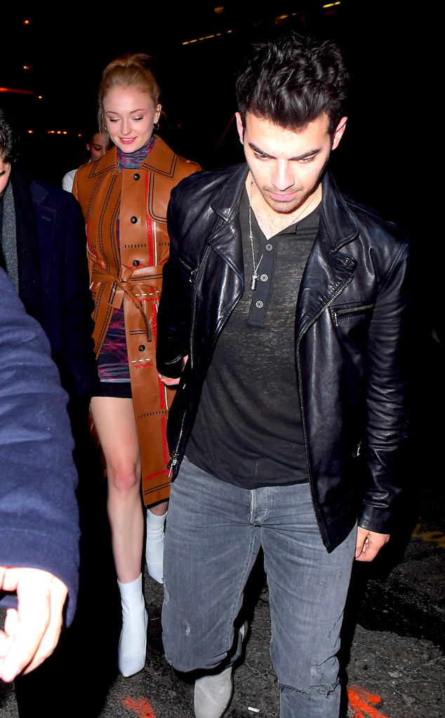 Joe Jonas, Sophie Turner Joe Jonas, Sophie Turner